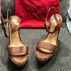 AUTHENTIC CHRISTIAN LOUBOUTIN!!